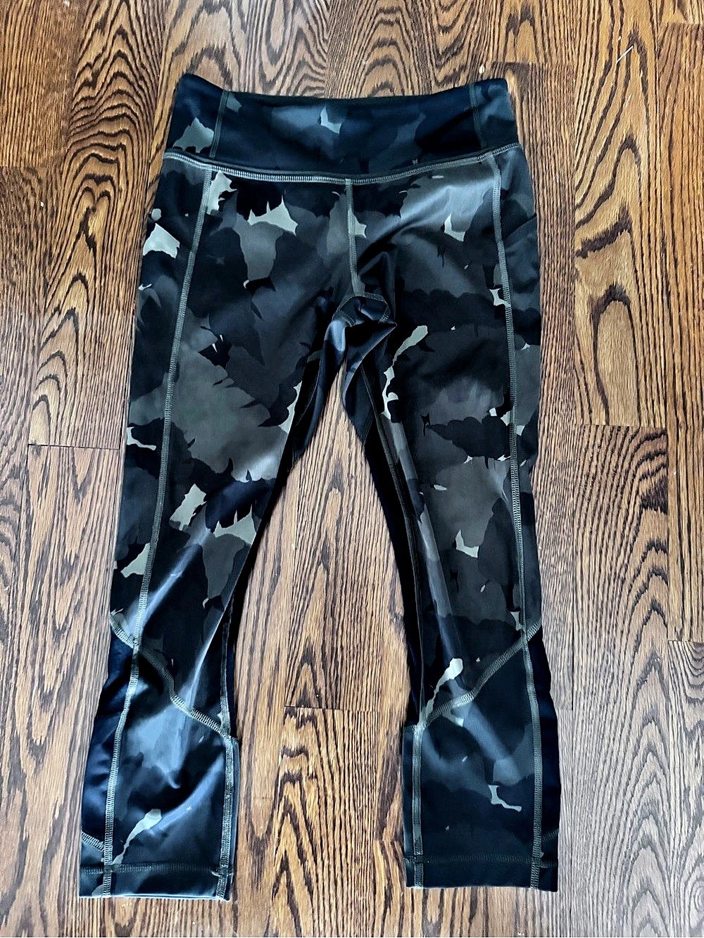 lululemon Speed Up Crop *High Mesh 21" Camo Leggings